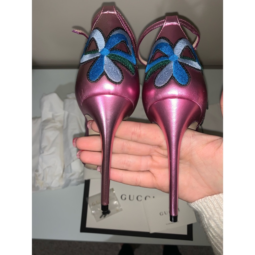 SOLD!!✨Gucci Pink Ophelia Embroidered Sandals - Picture 5 of 8